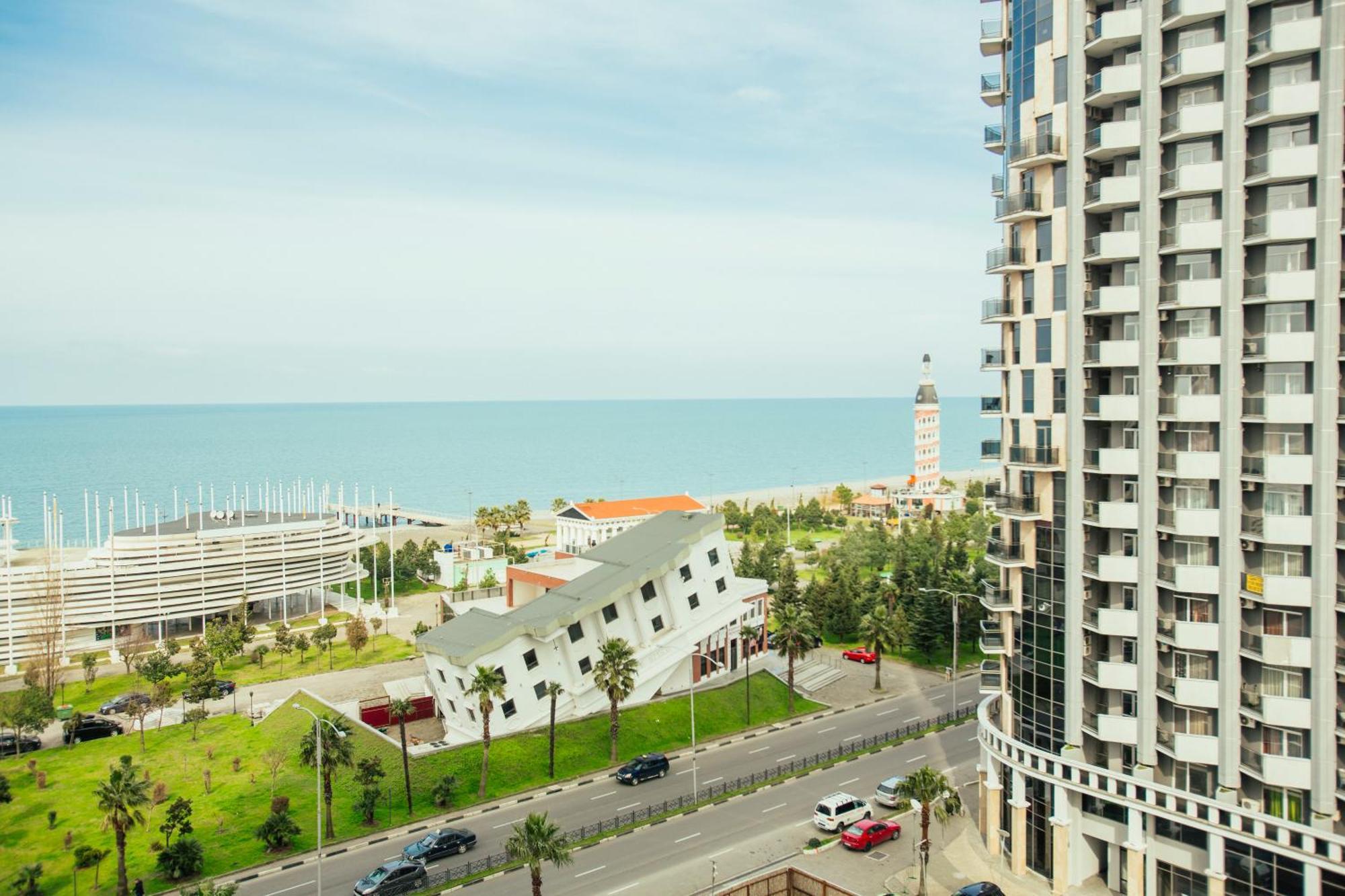 Batumi Royal Apartments ภายนอก รูปภาพ