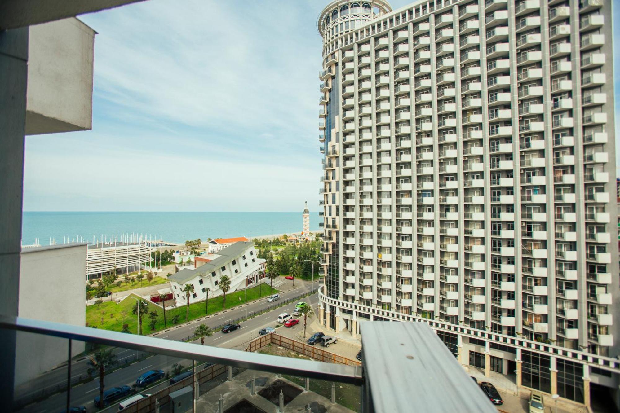 Batumi Royal Apartments ภายนอก รูปภาพ