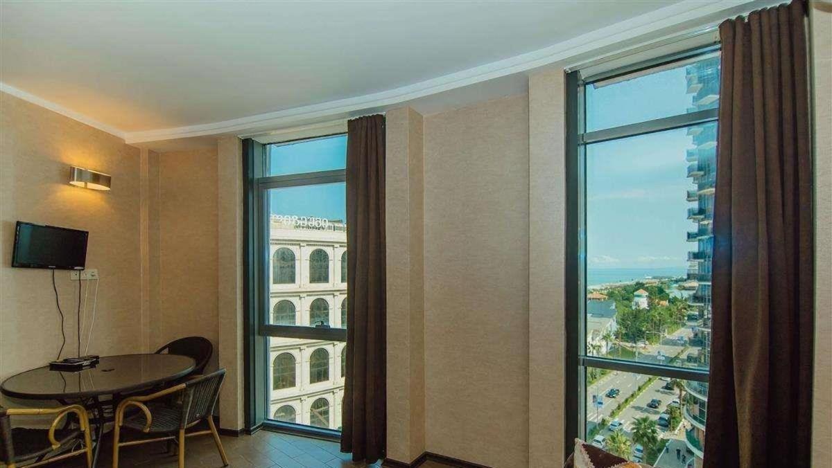 Batumi Royal Apartments ภายนอก รูปภาพ