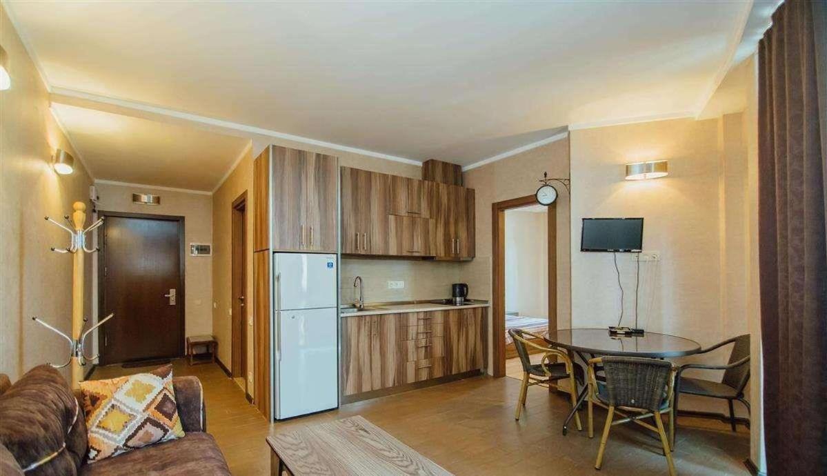 Batumi Royal Apartments ภายนอก รูปภาพ