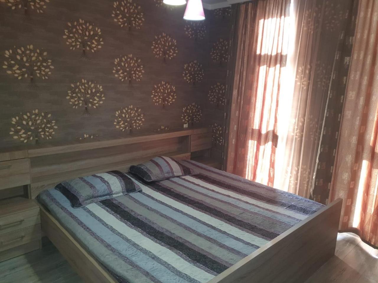 Batumi Royal Apartments ภายนอก รูปภาพ