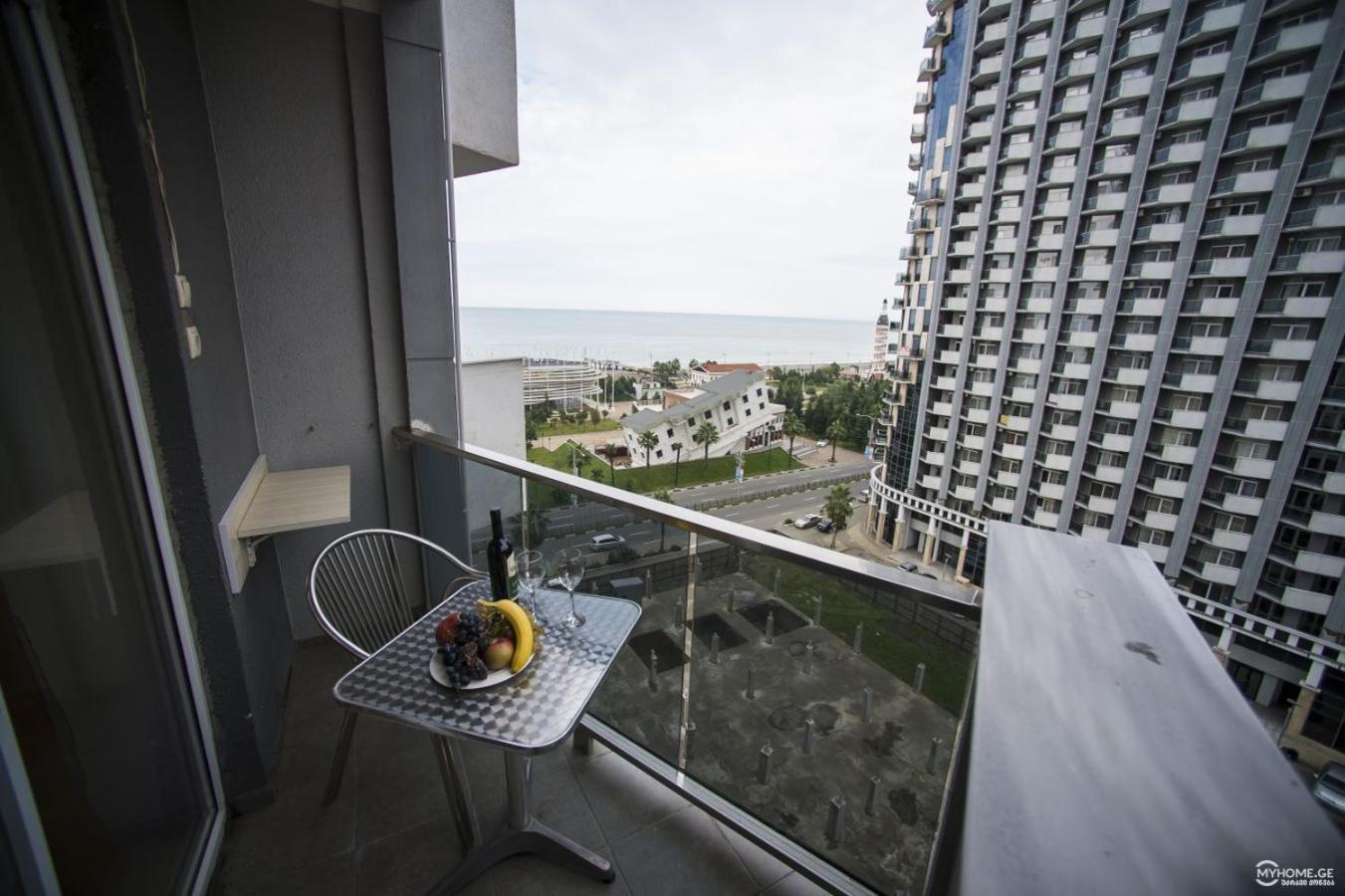 Batumi Royal Apartments ภายนอก รูปภาพ