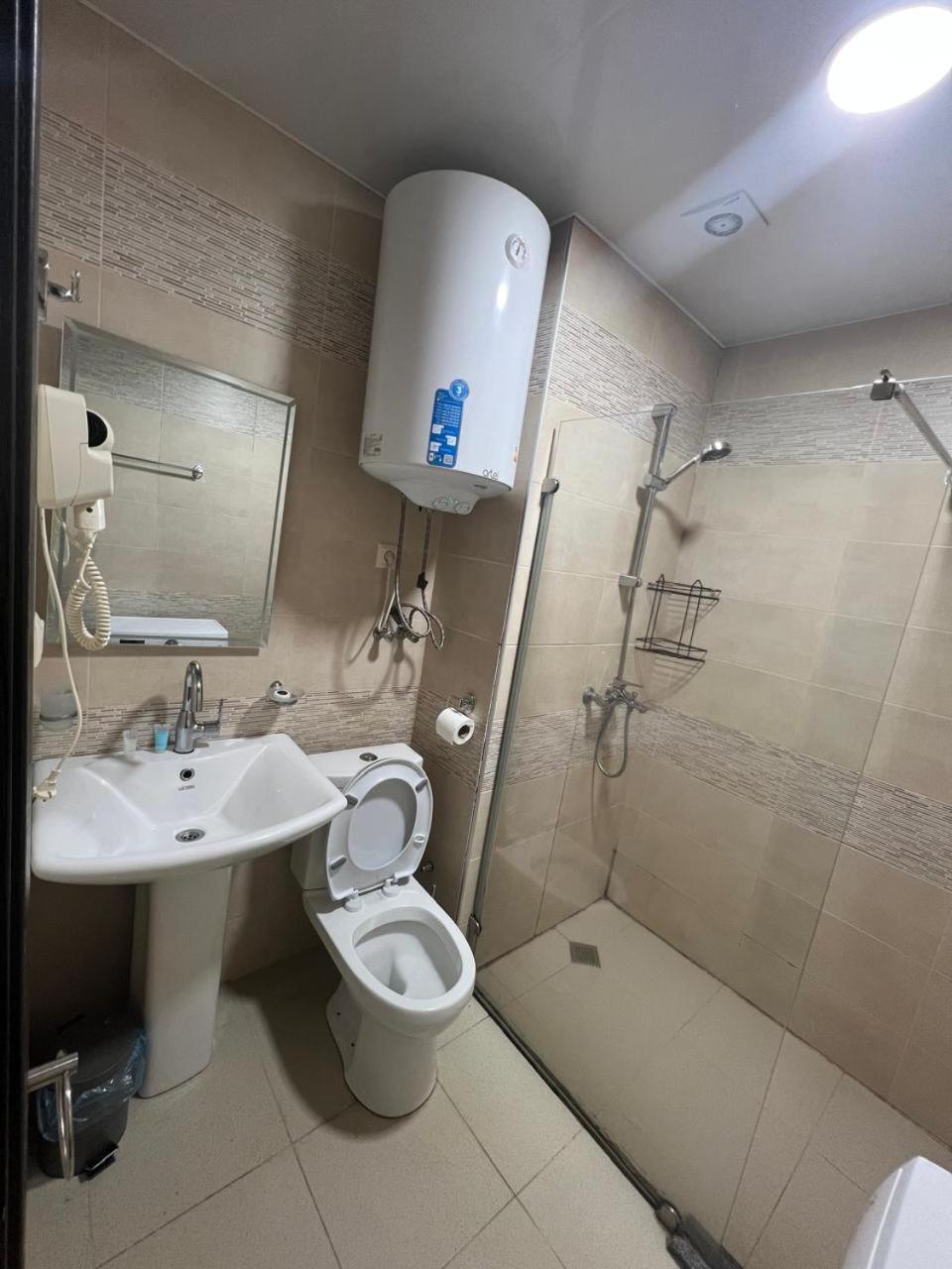 Batumi Royal Apartments ภายนอก รูปภาพ